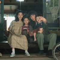 IU、パク・ボゴムらが“役柄”で人生を語る！『おつかれさま』特別映像が解禁 画像