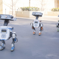 【ディズニー】2足歩行ロボットが新登場！BDXドロイドのアトモスフィアプログラム 画像