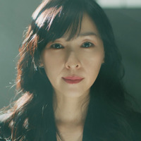 麻生久美子＆塩野瑛久「魔物」法廷から始まる初回冒頭シーン先行公開 画像