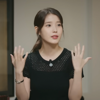 『おつかれさま』は「結婚奨励ドラマ」という評論家にIUが優しく反論「ああいう愛じゃなければ…」 画像