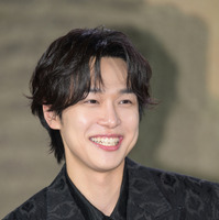 アイドル出身レジデントを熱演！「いつかは賢いレジデント生活」カン・ユソクのビハインド公開 画像