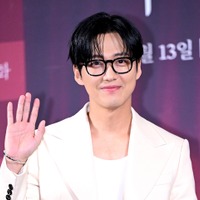 Disney+配信『私たちの映画』主演ナムグン・ミン、撮影初日のエピソードを披露「監督らしくしたら…」 画像