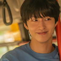 「弱いヒーロー」から変身　ホン・ギョン、ひと目ぼれする『君の声を聴かせて』場面写真 画像