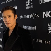 巨匠も絶賛!! イ・ビョンホン、ユーモアとキャリアで輝いたトロント国際映画祭特別功労賞受賞 画像