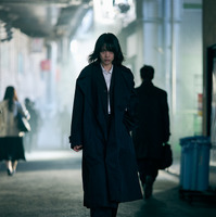 “汚すぎる公衆トイレ”に“鼻血屋さん”…のん主演「MISS KING / ミス・キング」第1話の冒頭シーン 画像