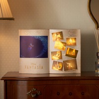ディズニー映画『ファンタジア』の名曲が流れるブック型ライトほか、公開85周年記念商品登場 画像