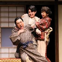 市村正親「とても良い感じ」松雪泰子＆本田響矢ら出演「エノケン」開幕 画像