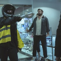 ひったくりや強盗…“スクーターギャング”を通してロンドンの現実を描く『ガスト・アップ』予告編 画像