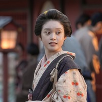 「ばけばけ」第24回あらすじ・場面写真　困っている錦織を見かけたトキは、ヘブン探しを協力することに…10月30日放送 画像