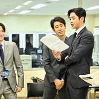 大泉洋、モノマネで新キャストのロウンを歓迎『映画ラストマン -FIRST LOVE-』場面写真＆メイキング写真 画像