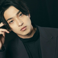 「蔦重を生きてくれてありがとう」横浜流星、橋本愛＆染谷将太らとクランクアップ写真「べらぼう～蔦重栄華乃夢噺～」 画像