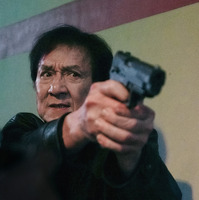 ジャッキー・チェンが吠え、SEVENTEENジュンが舞う　熱いバトル繰り広げる『シャドウズ・エッジ』アクション予告 画像