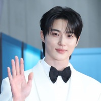 まるで映画!? ビョン・ウソク、「IVE」ウォニョン、「aespa」KARINAまで出演「The Christmas Song」MVが公開　 画像