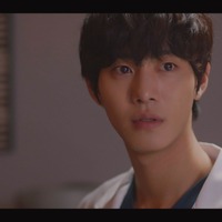 アン・ヒョソプ、初々しい「恋する指輪」から代表作「キム・サブ2」まで人気作が期間限定ABEMAで無料配信中