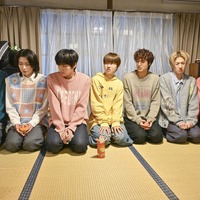 「なにこの可愛い共同生活」中村倫也“吾妻”×“NAZE”のやりとりに視聴者歓喜！「DREAM STAGE」第2話 画像