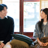 キム・ソンホ×コ・ユンジョンが海外3ヵ国での撮影で記憶に残っていることは？「恋の通訳、できますか？」リアクション映像公開