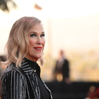 『ホーム・アローン』『ビートルジュース』キャサリン・オハラが死去 マコーレー・カルキン、ジェナ・オルテガら追悼