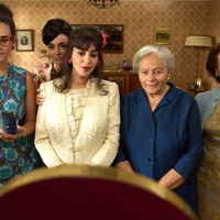 “パワフルな母”と“推し”が奇跡を起こす『ママと神さまとシルヴィ・バルタン』特別合同試写会に50名様