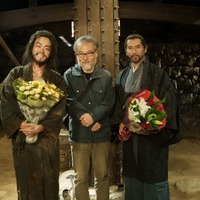 本木雅弘＆菅田将暉、一触即発の対峙シーン裏側も…『黒牢城』超ロングメイキング映像