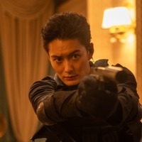 「素敵すぎる」「もっとQ＆Jの姉弟が見たい」玄理、“弟”岡田将生のクランクアップフォト公開「殺し屋たちの店２」 画像