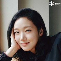 女優キム・ゴウンが「Snow Peak  Apparel」の新ミューズに！秋を身にまとった最新ビジュアル公開【写真】
