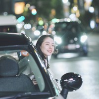 「ガラスのような脆さや繊細さを持つ」長澤まさみ、石橋静河や柄本佑との共演語る『このごにおよんで愛など』場面写真