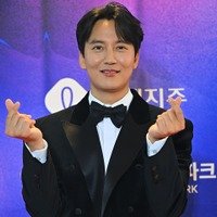 『熱血司祭』俳優キム・ナムギル、今年も“ハングルの日”に意義深い寄贈を実施！