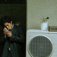 小栗旬、色気とアウトローな魅力漂う『バッド・ルーテナント：トウキョウ』本編映像 画像
