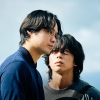 噛み合わないまま散っていく言葉――映画『mentor』、磯村勇斗＆末澤誠也＆綾野剛の“調和しない”芝居