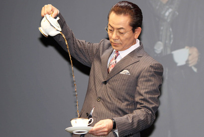 水谷豊、「紅茶シーン」生再現！　成宮寛貴＆全国ファンも大喜び 画像