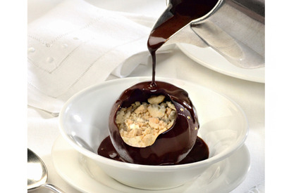 【3時のおやつ】溶け出すユニークな春のデセール、ドゥバイヨル丸の内オアゾ店に登場 画像