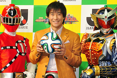 ゴン中山、『劇場版 仮面ライダー鎧武』に出演！　セリフよりもサッカーのシーンで緊張？ 画像