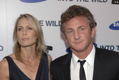 やっぱり元のサヤに収まった？　ショーン・ ペン夫妻が離婚請求を取り下げ 画像