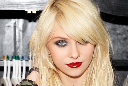 テイラー・モムセン、「結婚して子どもを持ちたい」と語る 画像