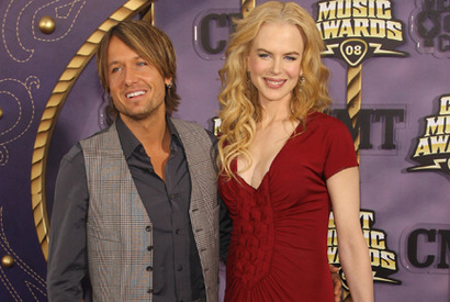 妊娠6か月のニコール・キッドマン、夫と2人で公の場へ。米で新居2軒を購入 画像