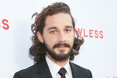 シャイア・ラブーフ、ブロードウェイ上演中に治安紊乱行為で逮捕 画像