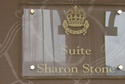 【カンヌレポートvol.04】シャロン・ストーンのスイートでアンジーおのろけ！ 画像