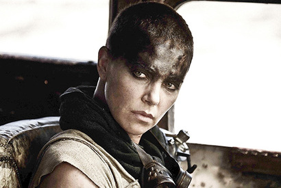 シャーリーズ・セロン、スキンヘッドの女ボスに変身!?　新生『マッドマックス』 画像