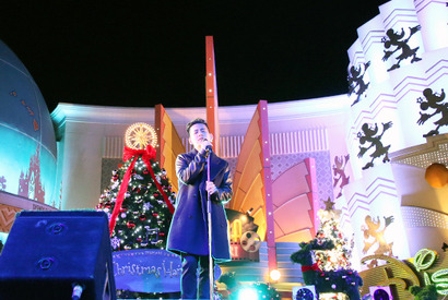 【ディズニー】清水翔太、Xmas限定プロジェクション・マッピングに併せ新曲熱唱！ 画像