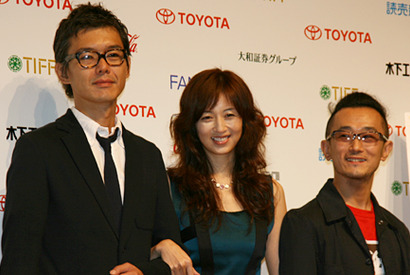 高岡早紀、監督・渡部篤郎と手を組みウットリ　東京国際映画祭ラインナップ発表 画像