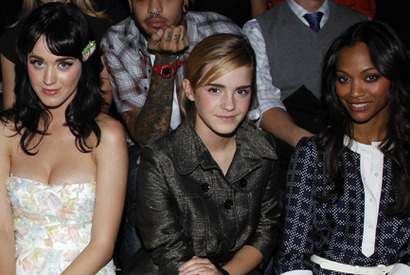 ヨーロッパはファッション・ウィーク真っ盛り。エマ・ワトソンも夢中 画像