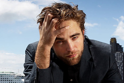 ロバート・パティンソン、経済難に陥る 画像