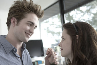 『トワイライト』旋風！　「ハリポタ」に続くベストセラー映画化が全米初登場1位 画像