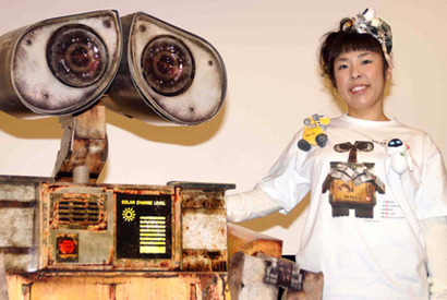 森三中・村上「子供は“ひとり”ではなく2人欲しい」　ウォーリーのお友だちに認定！ 画像