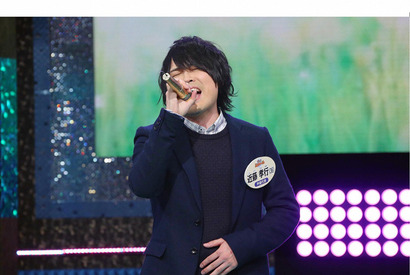 声優・近藤孝行が『THEカラオケ★バトル』に出演！秦基博「ひまわりの約束」で美声披露 画像