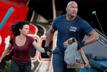 【特別映像】ドウェイン・ジョンソン、“陸海空”で超絶アクション『カリフォルニア・ダウン』 画像