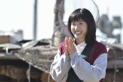 山崎賢人が『まれ』で輪島塗の塗装屋弟子姿を披露 画像