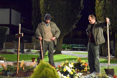 【予告編】ダメオヤジが“喜劇王”の遺体を誘拐!?『チャップリンからの贈りもの』 画像