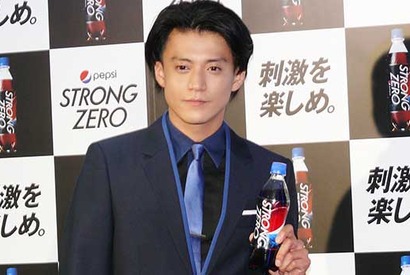 小栗旬、“最強の刺激”に「汗、かいちゃった」 画像
