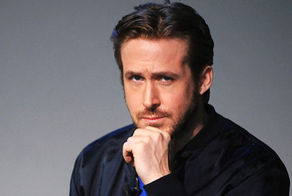 ライアン・ゴズリング、コストコの“卵”を巡って抗議活動！ 画像